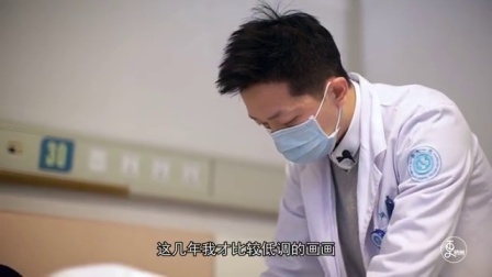 二更视频 现实版《外科风云》这是一个被医学事业耽误了的灵魂画家 439