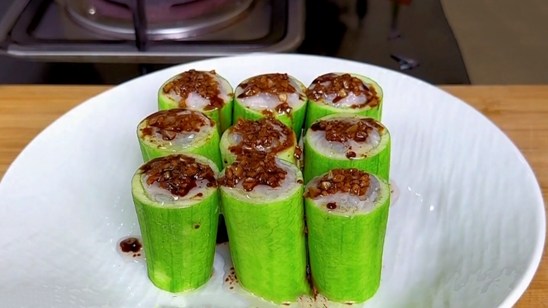 人气美食 初夏清爽私房菜 丝瓜酿虾滑