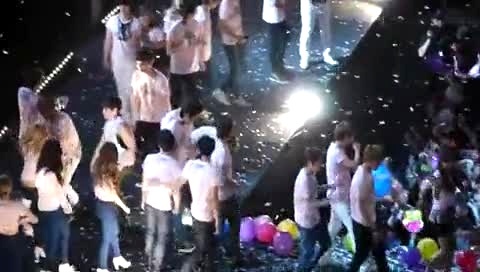 EXO SMTOWN in LA 结束部分主D.O 饭拍版 12/05/20-EXO SM Town