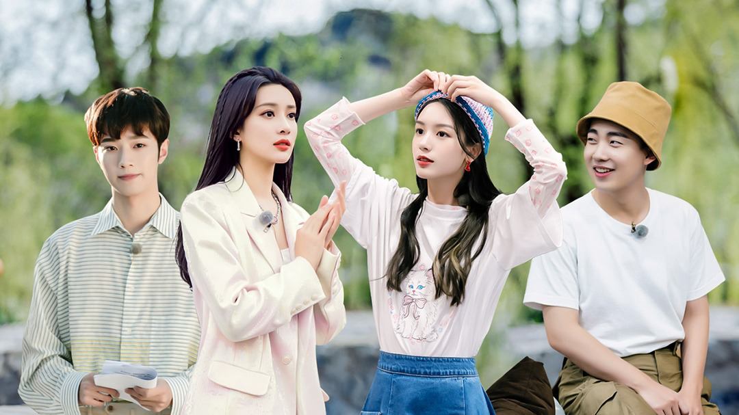 第9期加更(上):孟姐周也赖冠霖秀童年照