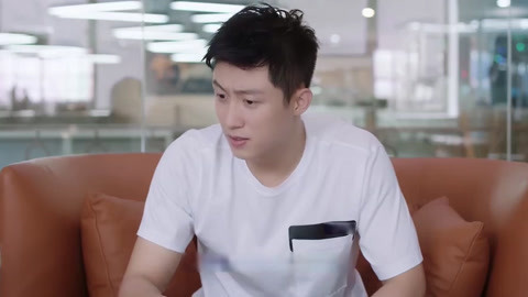 青春创世纪&middot;精选看点 制定行业规则抗衡服装联盟