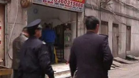 小强热线 小强热线20140225