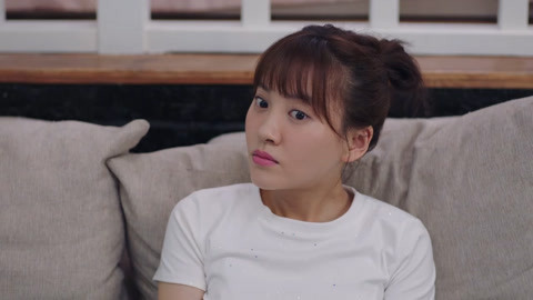 刘经理以为金子瞧不起中介