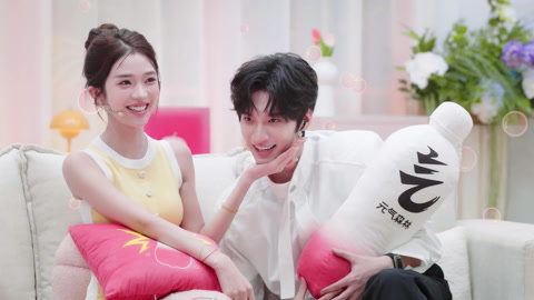 喜欢你我也是第6季 喜欢嗑我也是第11期上：小李调侃小朱变“飞朱” 馨何复刻摸脸杀