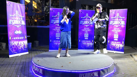 唱罢吹灯 萌妹子现场演唱小拳拳捶你