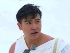 花样男团 贾乃亮异国卖唱讨车费