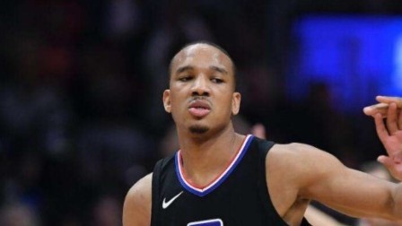 NBA流言收割机 森林狼签下中锋纳兹-里德，灰熊或将裁掉布拉德利