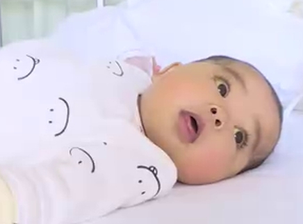 寻情记 美丽“小黄人”爸妈不会放弃你