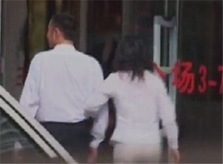 超级搜查令 包工头妹夫严重拖欠工资