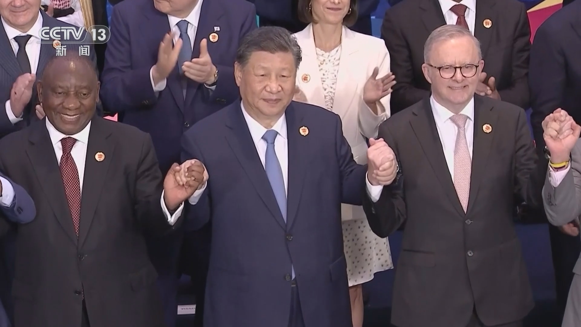 新闻30分 《新闻30分》 20241124