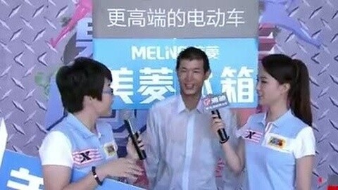 男生女生向前冲 啦啦队一大波长腿妹子来袭