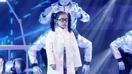 六组舞团争抢四强名额