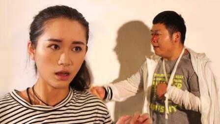 陈翔六点半 美女遭众男调教良知相助被辱 27