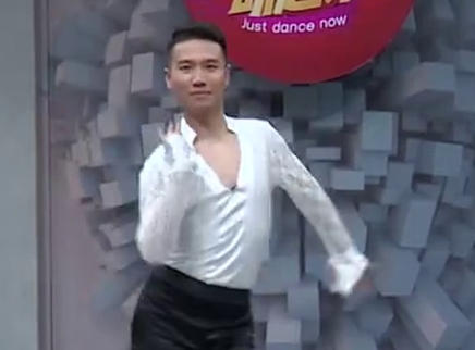 321动起来 舞蹈《周日摇摆》