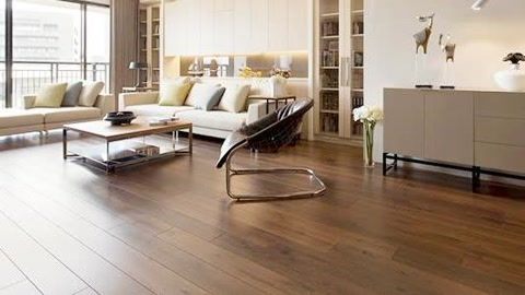 地砖上铺木地板