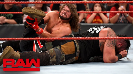 WWE RAW 2019 【RAW 08/26】AJ太娇小，顶不住怪兽抱摔