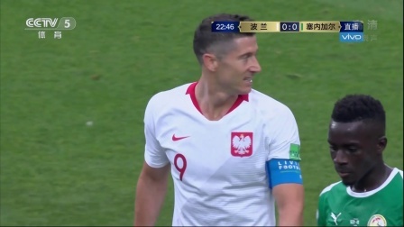 世界杯最酷榜 6月19日五大过人：尼昂单刀射门收大礼 莱万连挑带射偏出球门