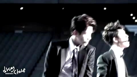 EXO Sorry Sorry - Dream Concert 主白贤 饭拍版 12/05/12-EXO-K