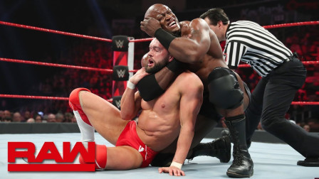 WWE RAW 2019 【RAW 03/11】里奥强势干扰 莱斯利半空飞冲肩芬巴洛尔 夺洲际冠军