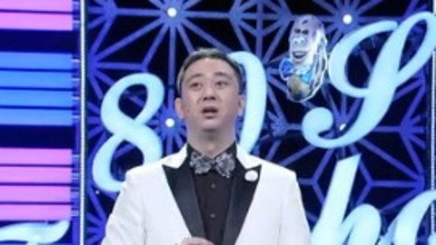 今晚80后脱口秀 明星怕过气 自健有狠招