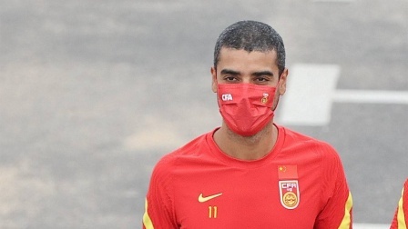 中国男足冲击2022世界杯 定心了！归化球员只有阿兰会请假返回巴西，并在1月份归队