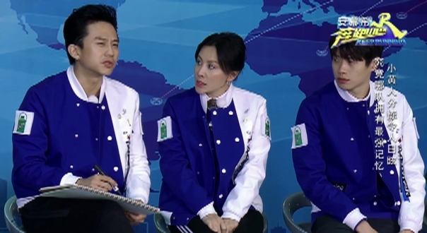 奔跑吧 《奔跑吧》第1期：奔跑伐木累化身四大经商家族 热巴首秀上演鸡毛换糖