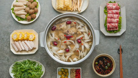 日食记 只用椰汁熬的椰子鸡火锅