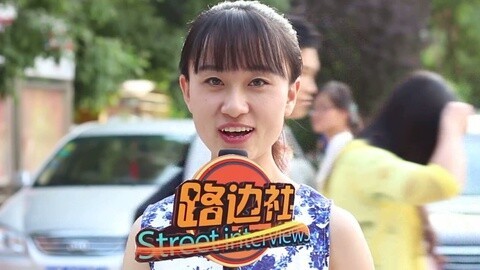 路边社 神回复！去游泳馆你看妹子哪里