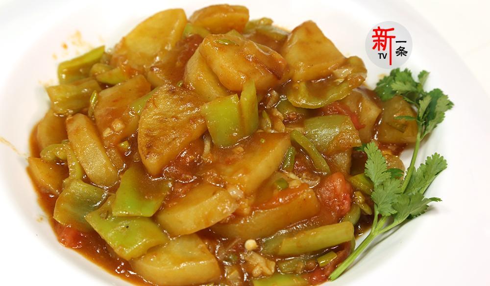 新一条美食 做好小地三鲜的诀窍就在这一碗汤，学会了人人都能做出好味道