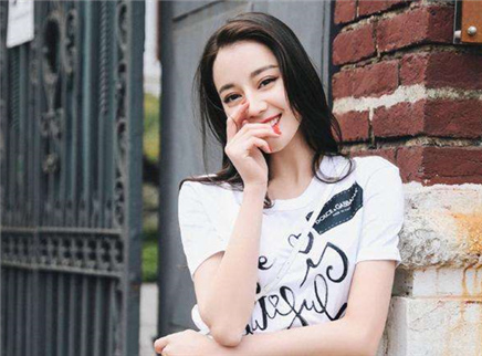 迪丽热巴-Alice梦工厂 这是属于热巴的西西里童话故事