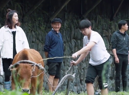 向往的生活3 VIP加长版 第2期：凤凰传奇筷子兄弟齐聚