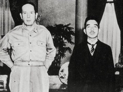 《麦克阿瑟与战后日本》下