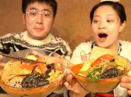 盗月社食遇记 2020 做了10斤芝麻酱牛奶麻辣烫