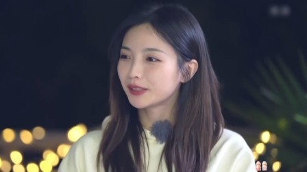 蜜食记第7季 重穿校服唱响青春旋律，海滨屋顶音乐会氛围感拉满！