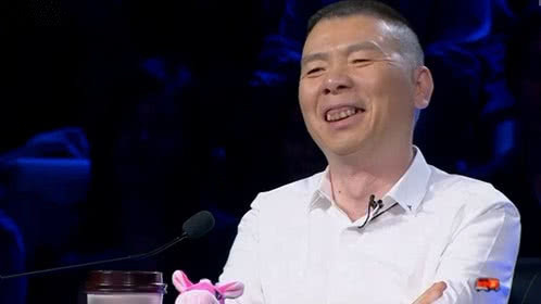 欢乐集结号 方法独特去锻炼 乔装打扮来相亲