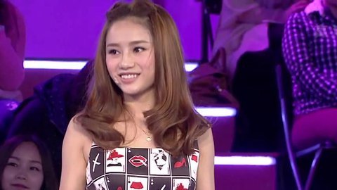 男左女右第一季 极限肢体挑战 郁可唯争当苦情歌后