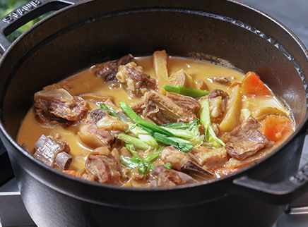美食台 甘蔗炖羊肉 去膻解腻汤鲜