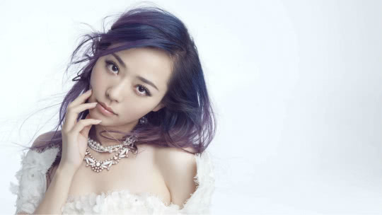 鲁豫有约 录音间最美女声
