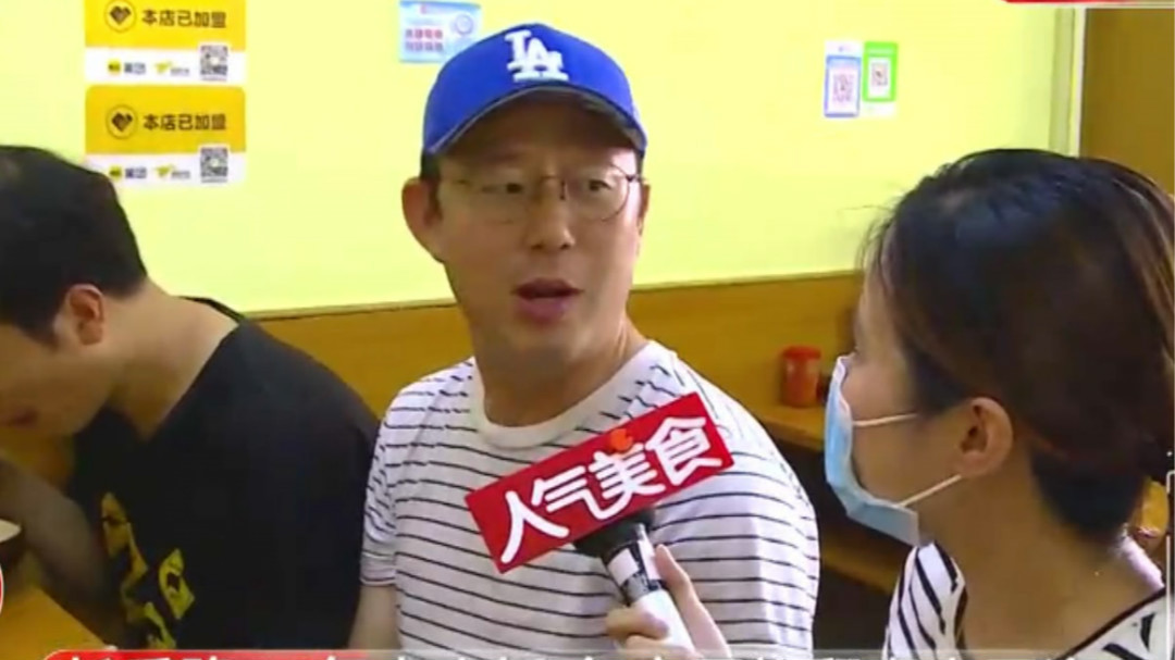 人气美食 长乐路24年卤肉饭 午市平均翻桌十五次