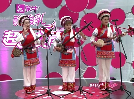 2016超级女声地面唱区海选 白族原生态组合现场山歌对唱