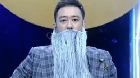 今晚80后脱口秀 王自健带弹幕吐槽自黑超鬼畜