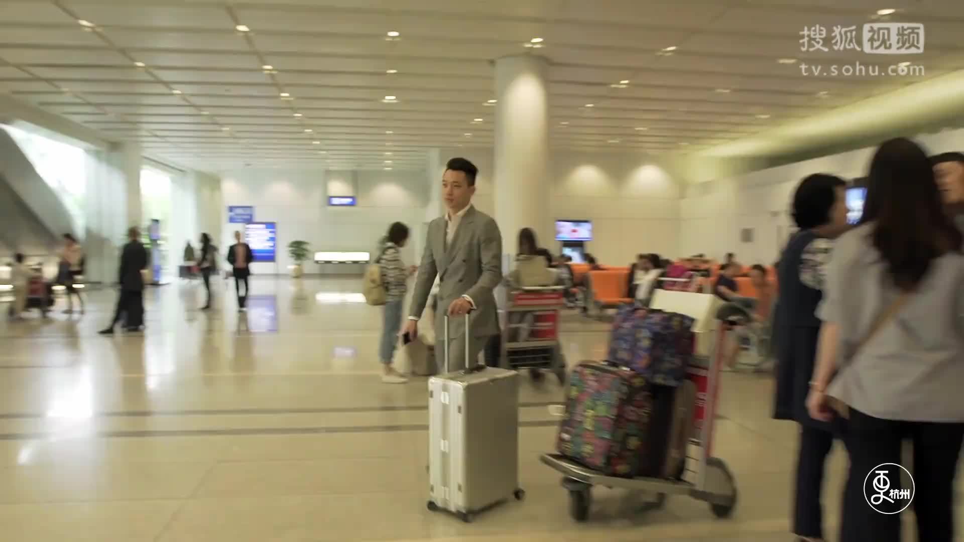 更杭州 杭州这家只有四张桌子的小酒馆，进不进得去，全看老板记性