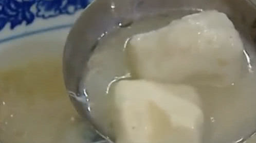 人气美食 足不出“沪”吃鱼头 冬季滋补第一汤！
