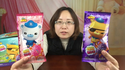 轩妈试吃各种美食 试吃爆炸棉花糖