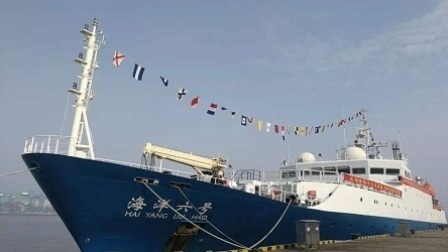 中国一艘大船引各国关注 可下潜4000米深海