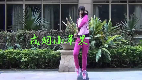 唱罢吹灯 美女改编神曲戒烟小苹果