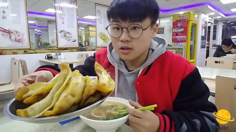 瘾食星球 锅贴处处有 南京最美味