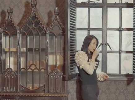 二更视频 美女全球搜罗“美食的衣服”