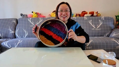 梁小轩和轩妈试吃各种美食 自制五彩糯米饭