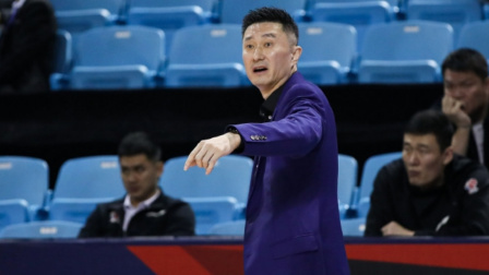 CBA热辣资讯 杜锋：辽宁阵容深厚人员齐整 广东伤病比较多